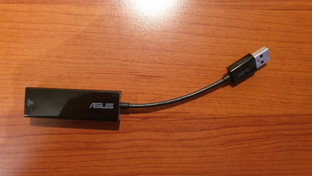 asus_adapter.jpg
