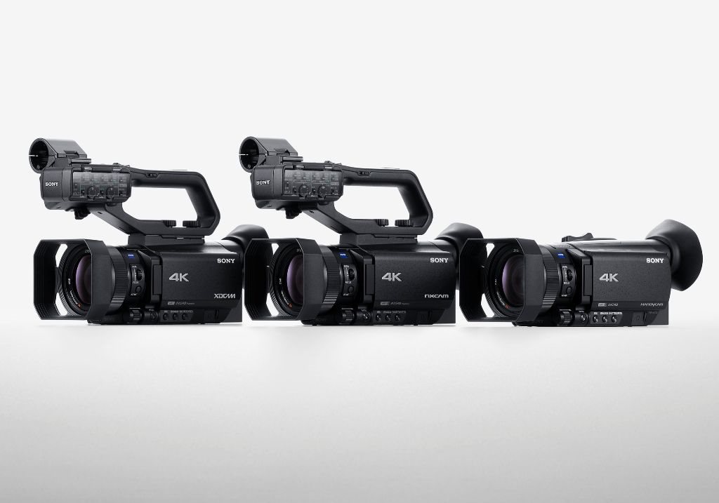 Sony ogłasza trzy nowe kamery wyróżniające się zdumiewającą wydajnością systemu automatycznego ustawiania ostrości z 273 polami AF z detekcją fazy oraz nagrywaniem obrazu 4K HDR