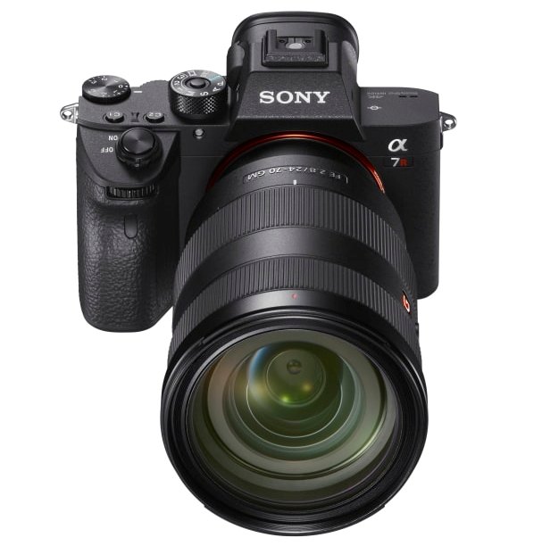 α7R III: nowy pełnoklatkowy aparat Sony z wymiennymi obiektywami łączący wysoką rozdzielczość z dużą szybkością działania