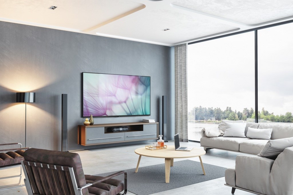 SHARP jako pierwszy wprowadza na rynek europejski monitor TV o rozdzielczości 8K