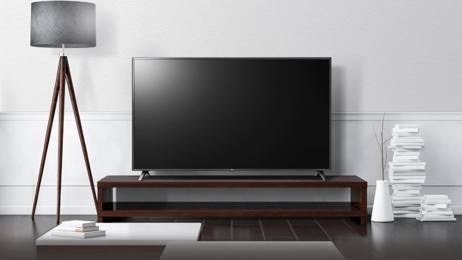 LG UM w sprzedaży – jedne z najtańszych 4K TV z AirPlay 2
