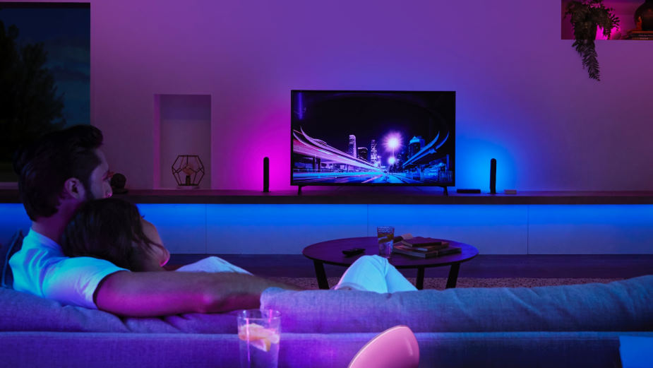Ten gadżet Philips oświetli Twój pokój w rytm filmów, gier czy sportu