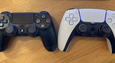 DualSense porównanie z DualShock 4 PlayStation 5