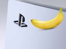 PS5 konsola kontroler banan okładka
