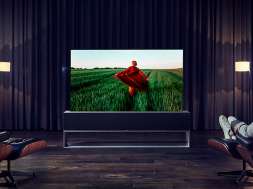 LG OLED R1 rozwijany telewizor lifestyle 3