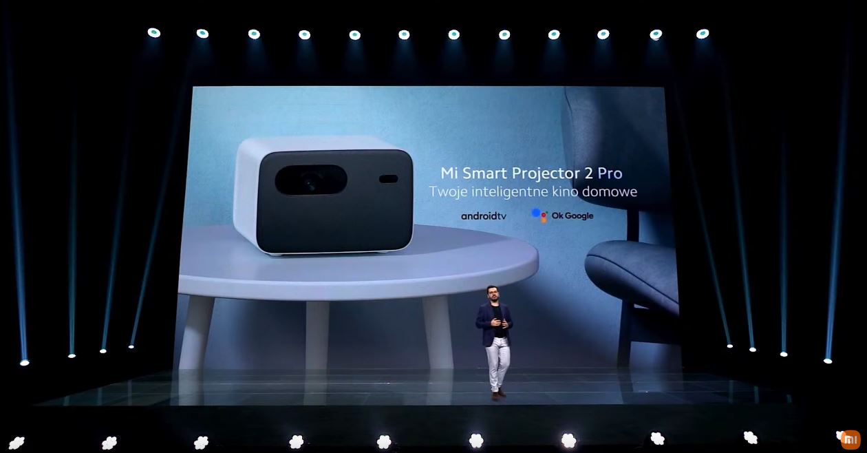Projektor Xiaomi Mi Smart Projector 2 Pro to nowy rodzaj mobilnego kina domowego z Android TV. Dlaczego?