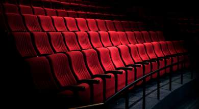 kino teatr siedzenie czerwone