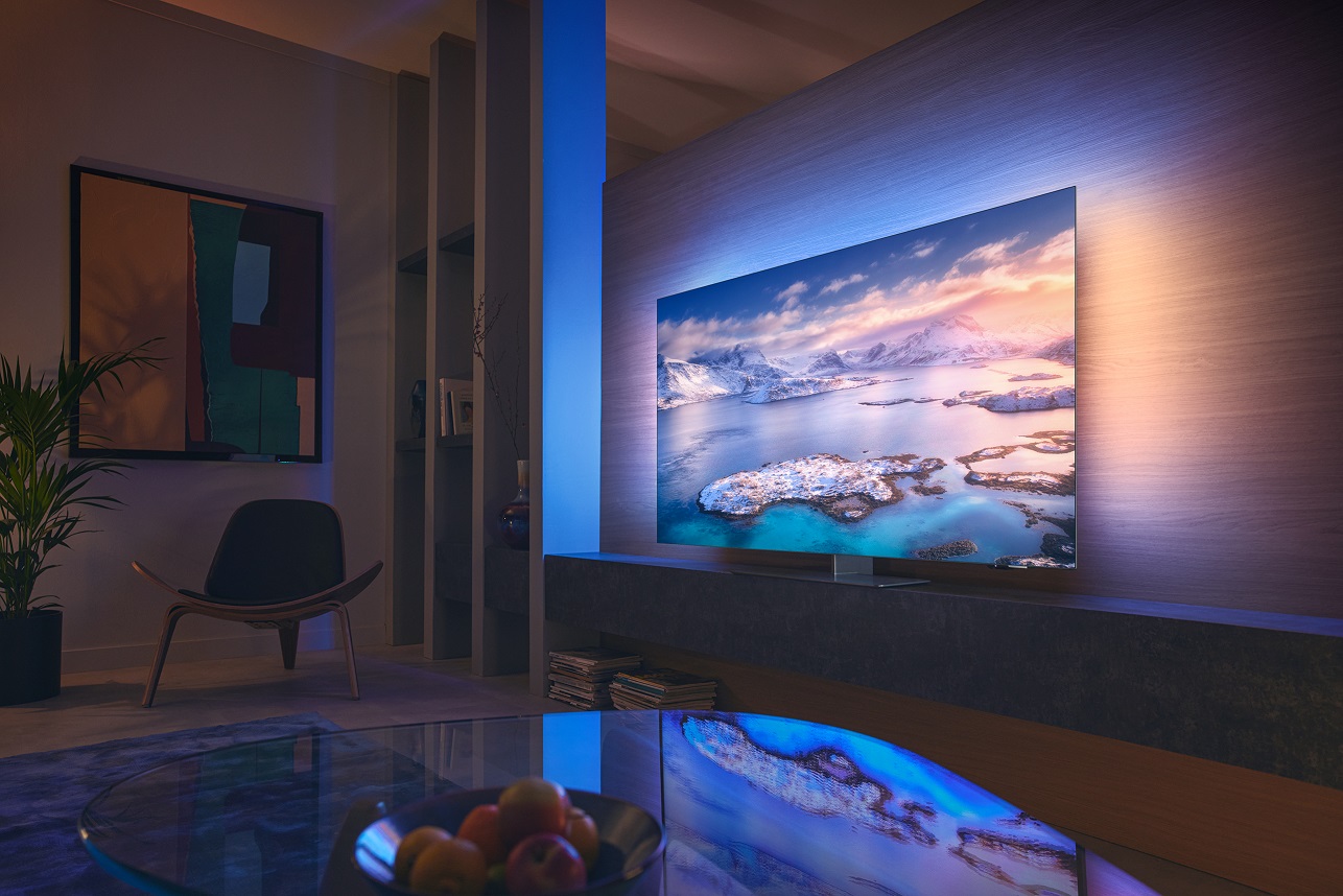 Nowy TV OLED od Philipsa z Ambilight i Google TV w znakomitej cenie! Okazja na 65 cali