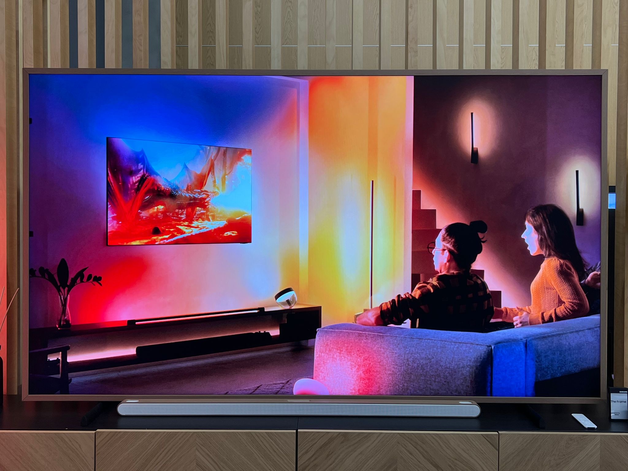 Ambilight na telewizorach Samsung?! Coś w tym jest – właśnie pojawiła się aplikacja!