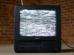 stary telewizor antena