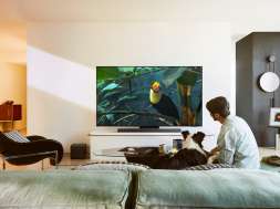 Samsung S95F telewizory lifestyle