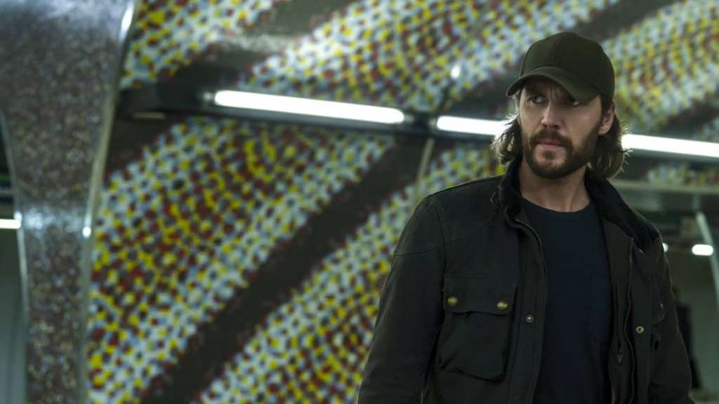 Kadr z serialu "Lista śmierci Mroczny wilk" w serwisie Prime Video - recenzja HDTVPolska