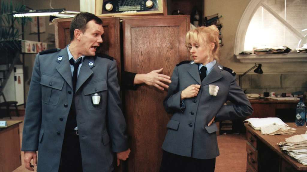 kadr z serialu 13 Posterunek - zdjęcie ilustracyjne