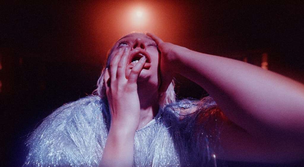 Martwi przed świtem-fotos-horror