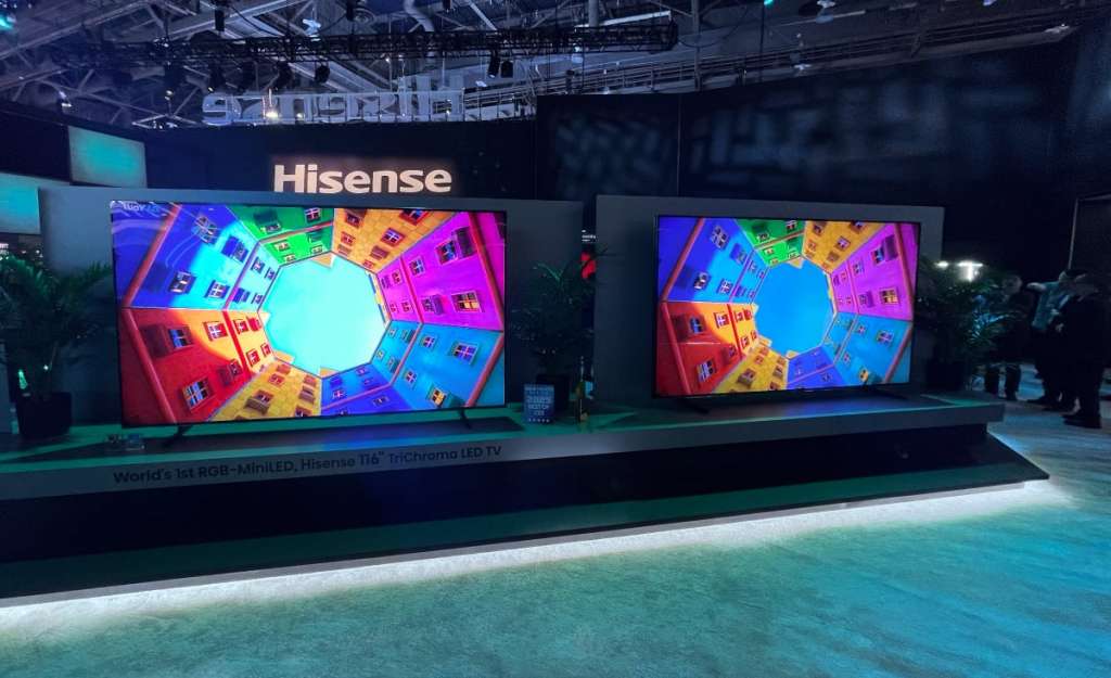 116-calowe telewizory HISENSE UXQ RGB Mini LED na targach IFA 2025