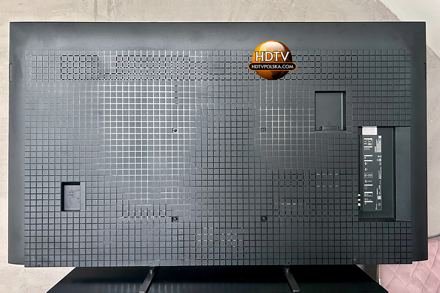 Telewizor Sony BRAVIA 5 - widok na obudowę z tyłu