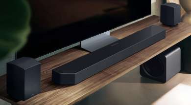 soundbar samsung q990f lifestyle
