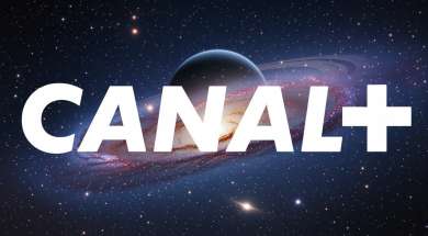 canal+ logo na tle kosmosu