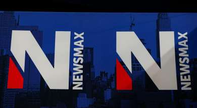kanał TV Newsmax logo