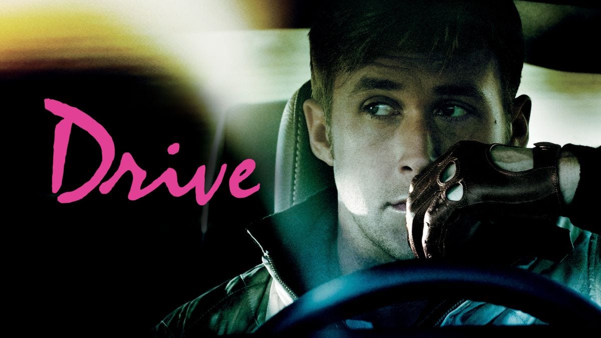 Remake kultowego filmu grozy od reżysera “Drive” z Ryanem Goslingiem w drodze na ekrany! Czy będzie równie neonowy?
