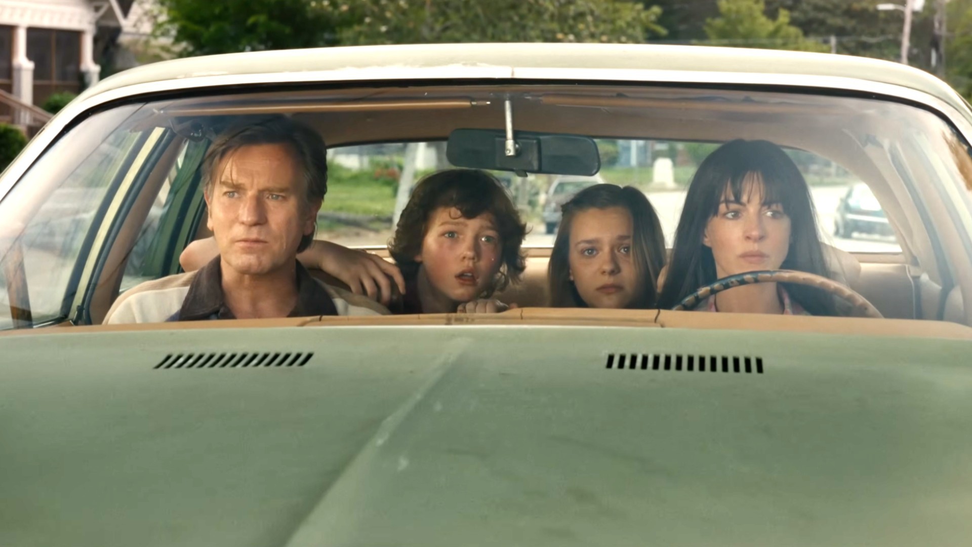 Nowy film twórcy “Coś za mną chodzi” na pierwszym zwiastunie. Czy to będzie największy hit lata?