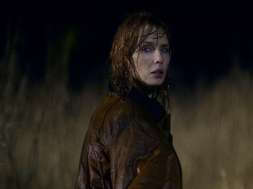 Under Salt Marsh serial recenzja (1)